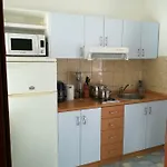 شقة Kosec فرسي